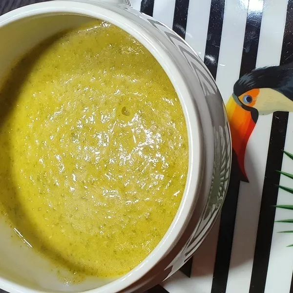 Veloute Fane De Radis Thermomix Velouté De Fane De Radis Et Céleris Branche 28 Velouté de fanes de radis et légumes - Recette i-Cook'in | Guy Demarle