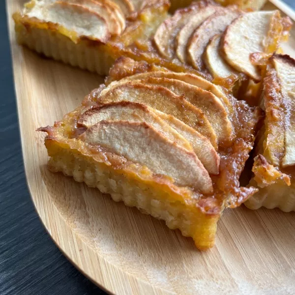 g-teaux-aux-pommes-et-caramel-au-beurre-sal-guy-demarle