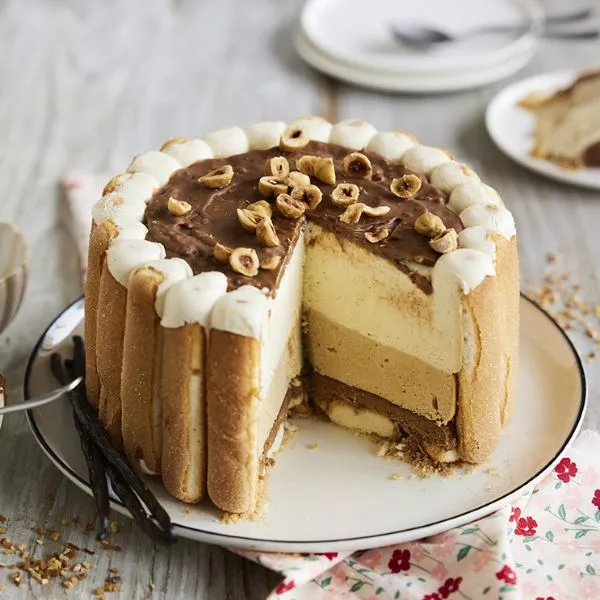 Charlotte vanille praliné | Guy Demarle Charlotte vanille praliné | Guy Demarle