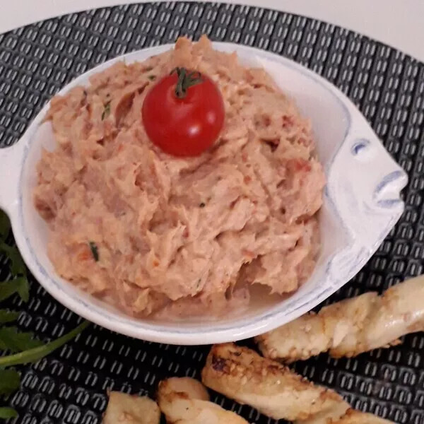 Rillettes de cabillaud aux tomates confites