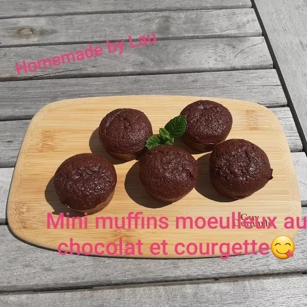 Mini muffins tout légers au chocolat et à la courgette