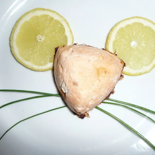 Timbales de saumon (sauce citronnée-ciboulette)