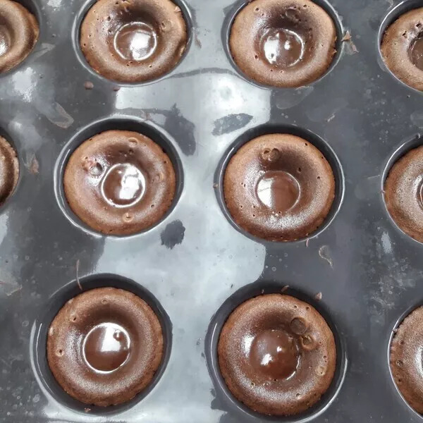 Muffins au coeur coulant de chocolat blanc