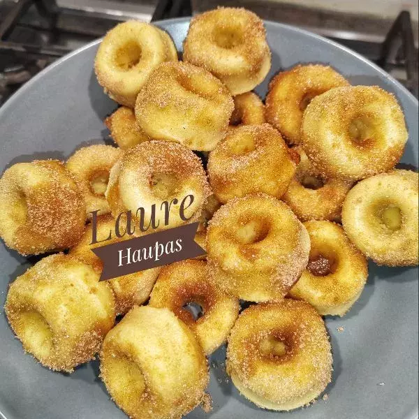 Mini donuts au sucre cannelle