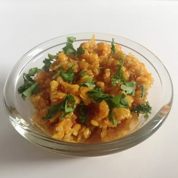 Lentilles corail et quinoa au curry