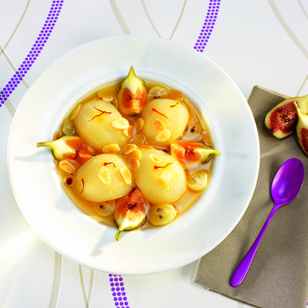 Poires pochées au safran