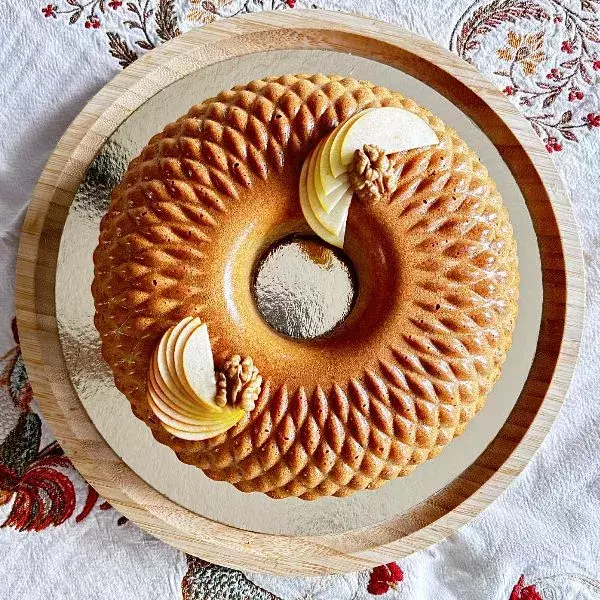 Gâteau aux pommes et noix