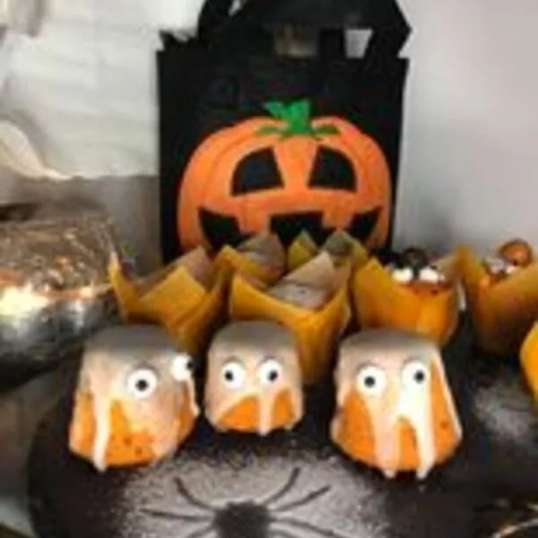 Mini-Muffins fantôme terrifiés 