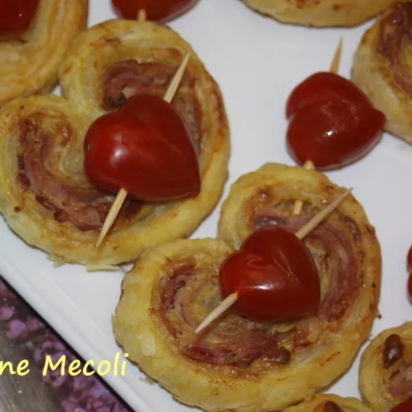Coeurs feuilletés et coeurs de tomates cerises de la Saint-Valentin sans cook'in