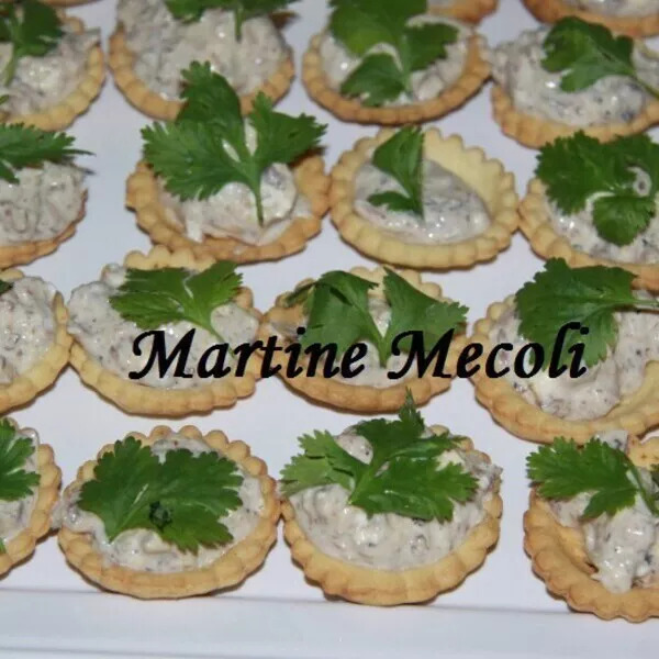 Mini tartelettes apéritives au sésame et aux rillettes de sardines au citron sans cook'in