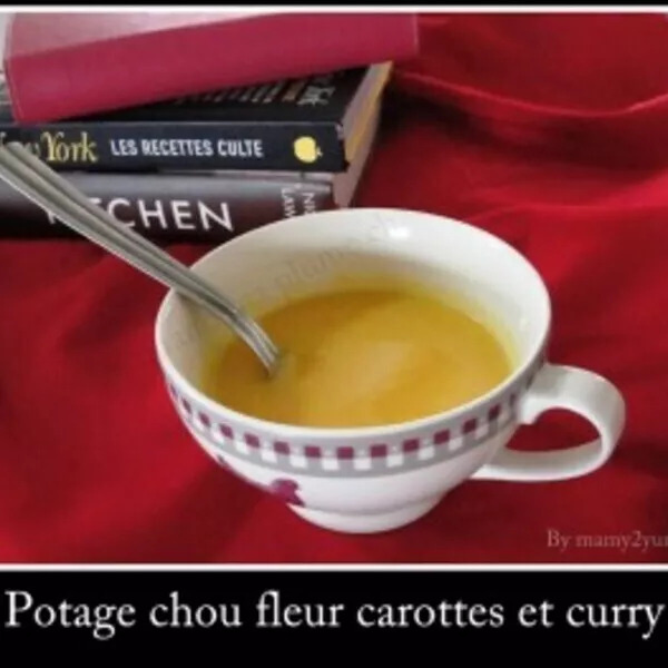 Potage chou fleur-carottes au curry