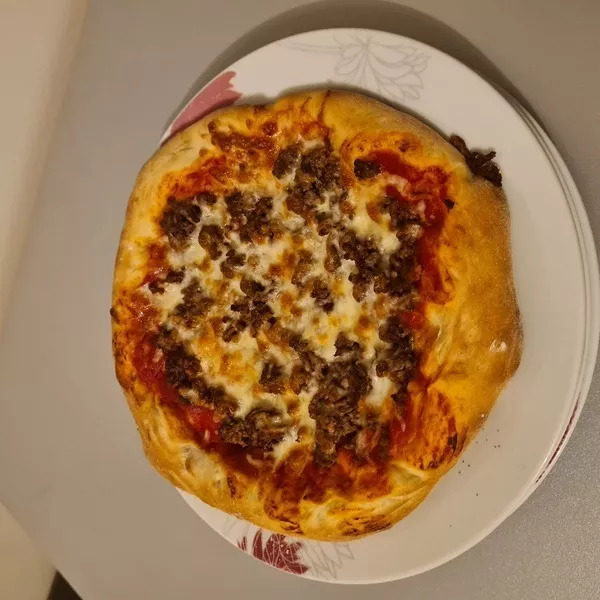 Pizza viande haché champignons 