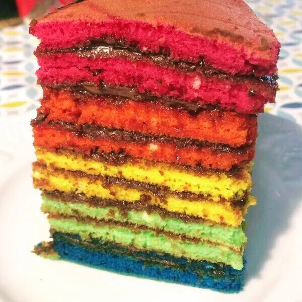 Gateau arc-en-ciel (Rainbow cake)