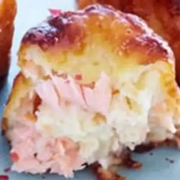 Cannelés au saumon fumé de Noel