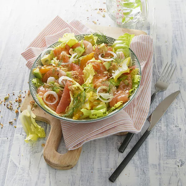 Salade au saumon et aux agrumes