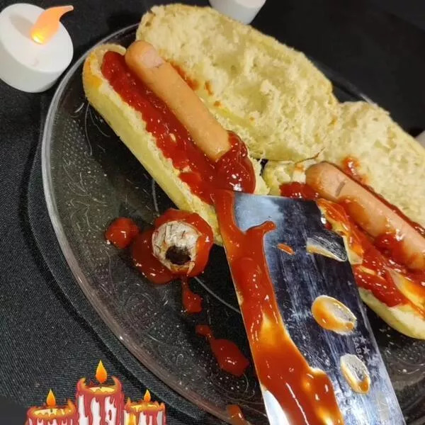 Hot Dogs ensanglantées d 'Halloween