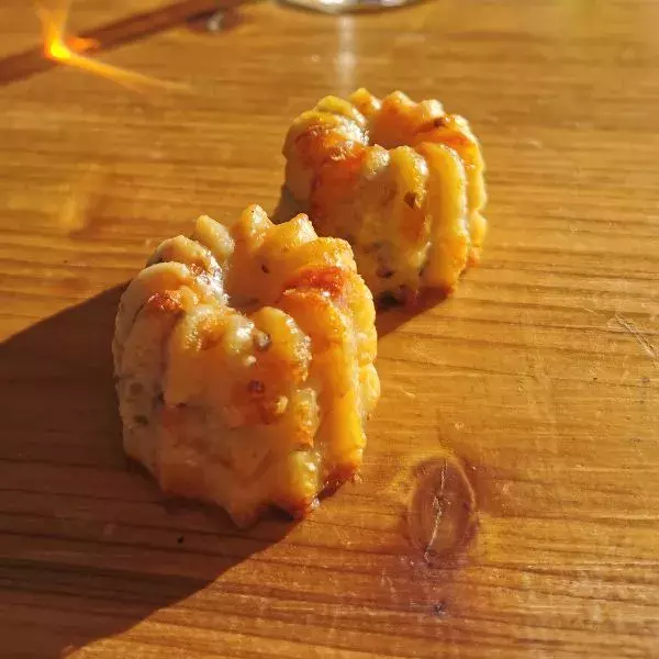 Cannelés jambon fromage