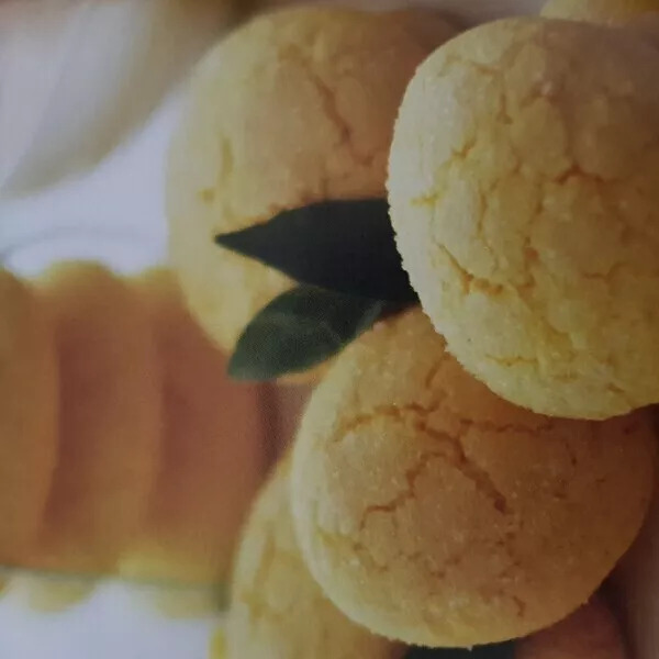 Macarons (ou biscuits) craquelés au citron