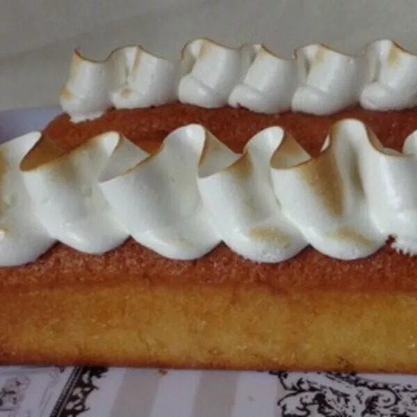 Cakes longs lemon curd meringue italienne