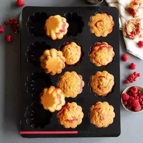 Briochettes marbrées aux fruits rouges