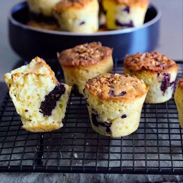 Mini-muffins aux pépites de chocolat et pralin