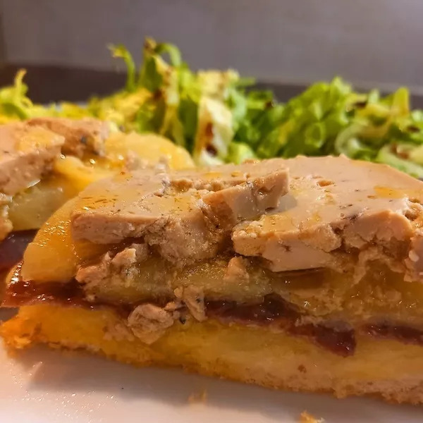 Tatins pommes magret et foie gras