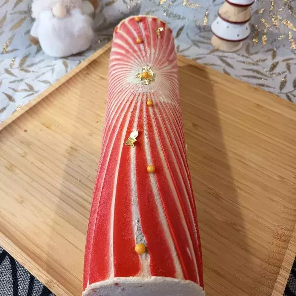 Bûche Framboises et nougat