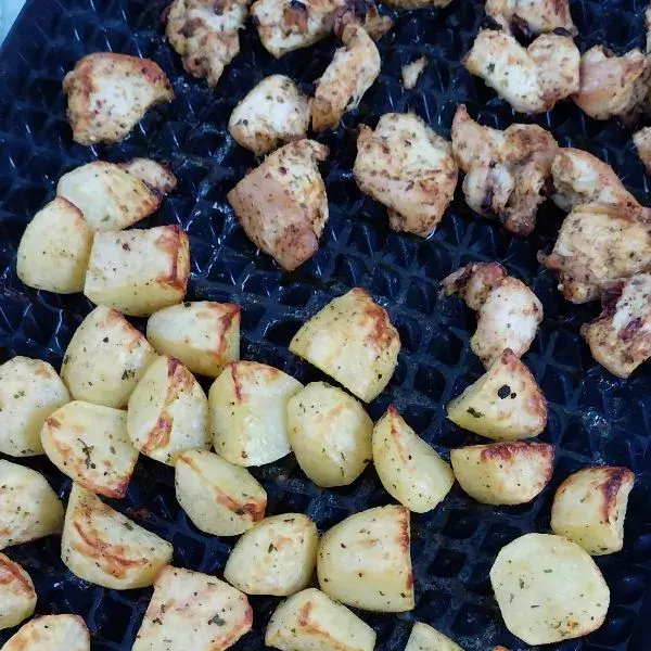 Poulet et pommes de terre rotis express