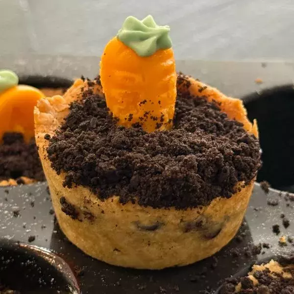 Carrot pot cake 