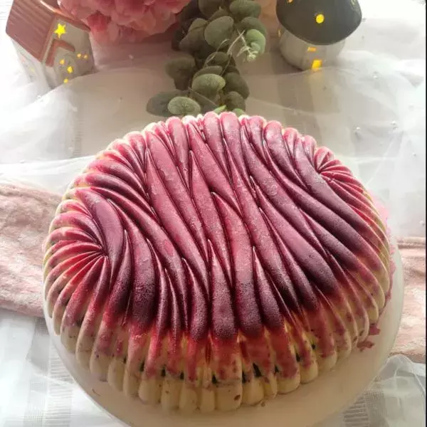 entremet fruits rouge mangue pistache