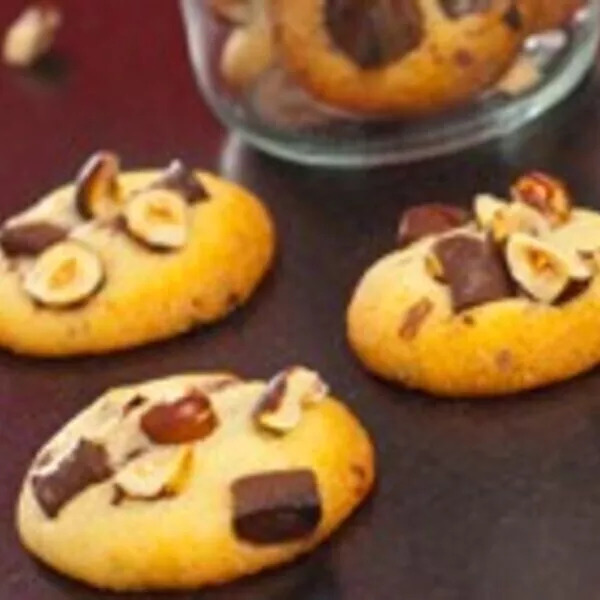 Cookies moelleux au chocolat au lait et aux noisettes