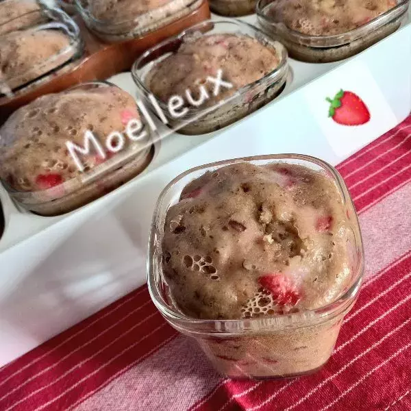 12 moelleux aux fraises pour yaourtière Multi-Délices Express SEB