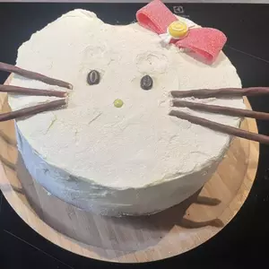 gateau hello kitty