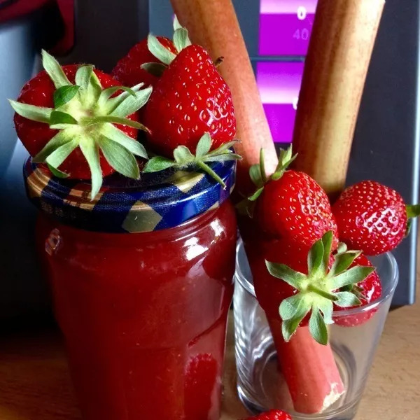 Confiture fraises rhubarbe 