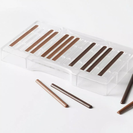 Moule à chocolat - 18 demi-cigarettes, 8x85 mm (ou 9 cigarettes 3D)