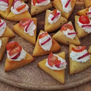 BOUCHEES PARMESAN THYM