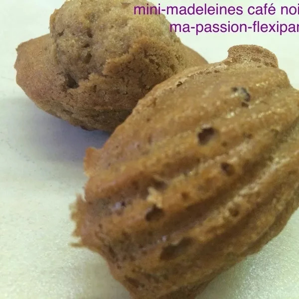 Mini-madeleines café noisettes