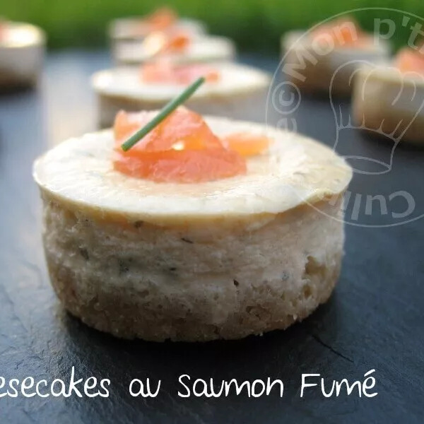 Mini cheesecakes au saumon fumé
