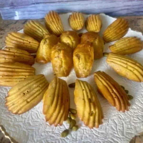 Madeleines Eclats de pistaches /Mortadelle