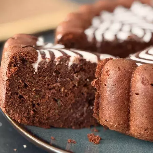 Le gâteau  moelleux  chocolat courgette 