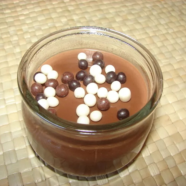 Crèmes dessert très chocolat de Nathalie MICHEL