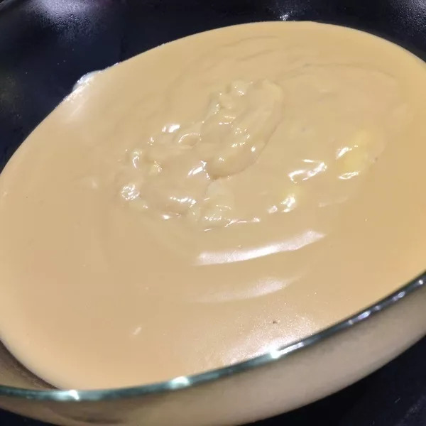 Crème pâtissière caramel au beurre salé (Dude)