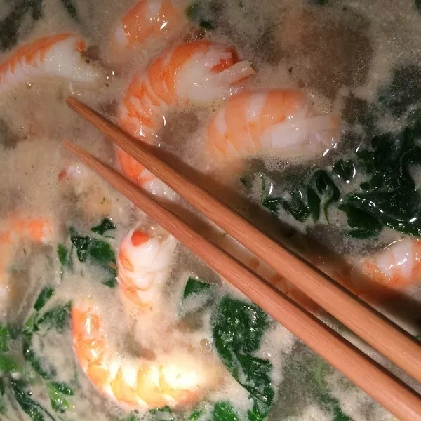 Soupe Thaï aux crevettes 