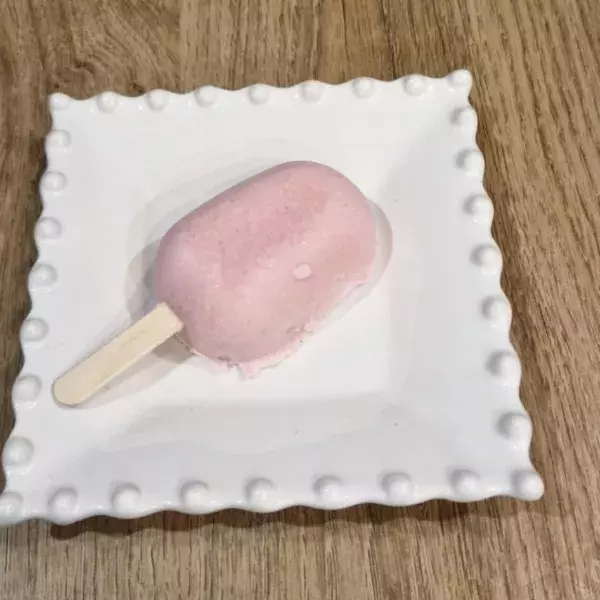 Crème glacée grenade, pomme, mûres et framboises allégée en sucre