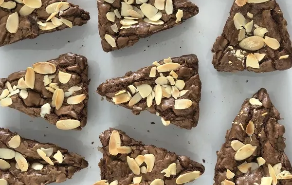Triangle chocolat amande