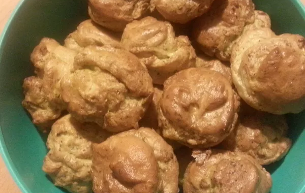 gougères au pistou