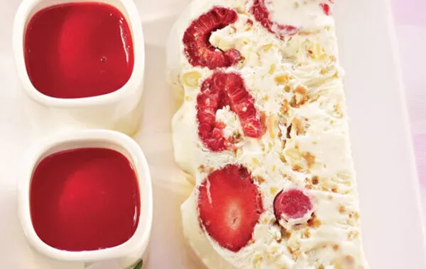 Nougat glacé aux fruits rouges