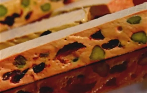 Nougat à la mangue, pistache et aux cranberries