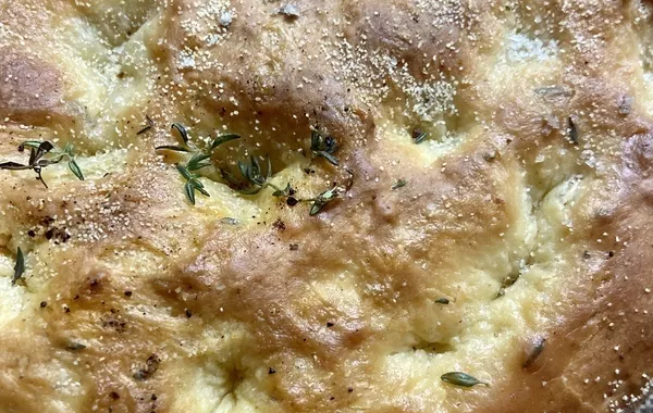 Focaccia aux herbes de Provence