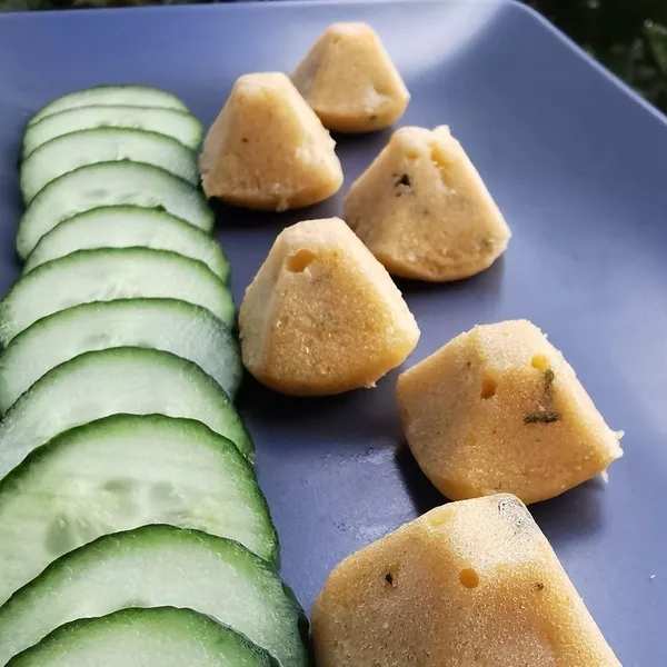 Mini pyramides au Tzatziki ndl